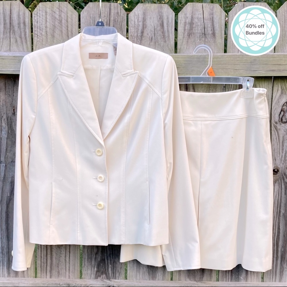 👛 Retro(2002) ivory suit (blazer/skirt) by i.e., 10